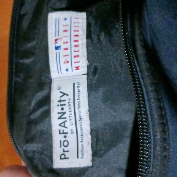 MLB Cleveland Indians Chief Wahoo Tote Bag (has slight defect but usable) (B5) - Picture 4 of 5